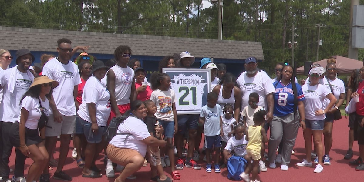 Seattle Seahawks star Devon Witherspoon hosts back to school jamboree at his alma mater