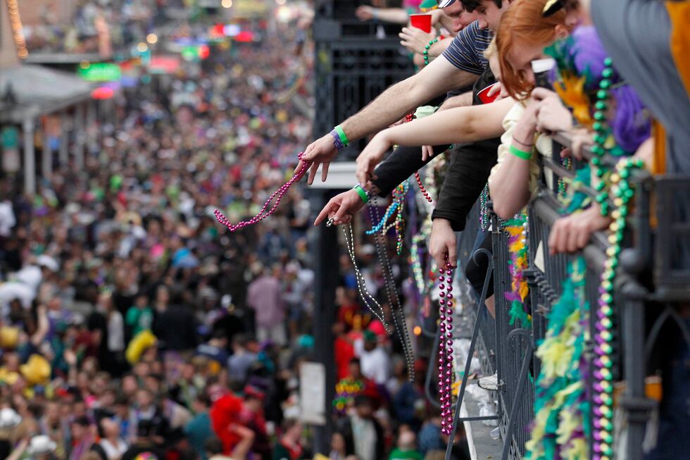 Madegra As Mardi Gras approaches in New Orleans, maskers and parades take ...