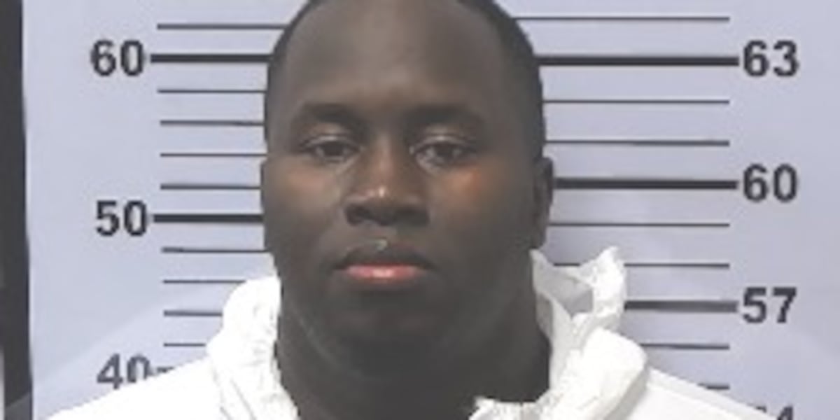 Coverage image for: Man dies after shooting outside Mobile lounge