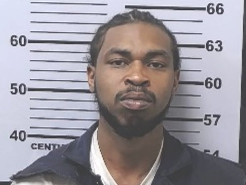 Mobile police make 4 domestic violence arrests over weekend