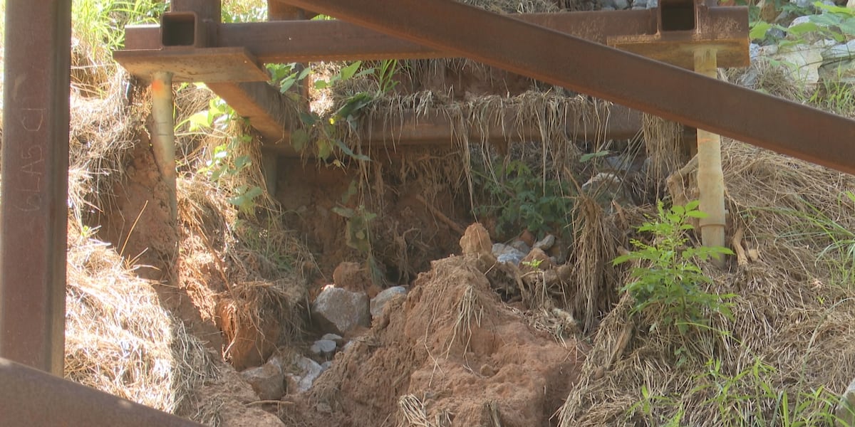 Erosion undermines newly opened staircase at Fairhope’s South Beach Park