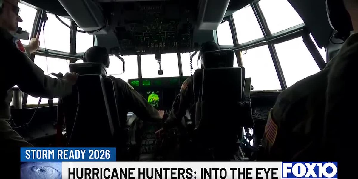 Hurricane hunters fly into the eye of the storm