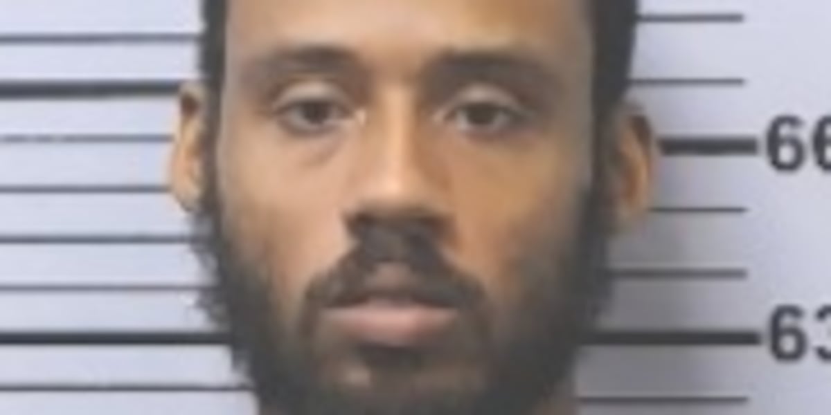 Mobile man arrested on child pornography charges