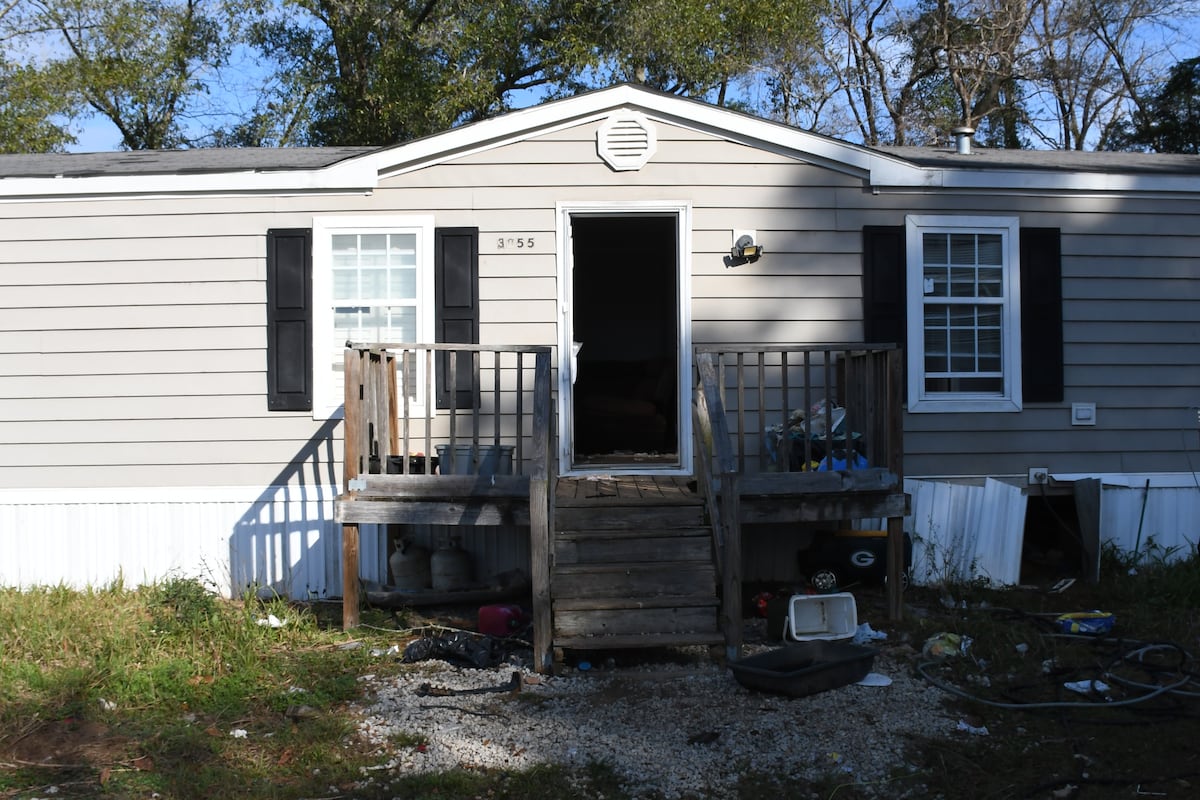 MCSO: Mother, stepfather moved to Florida, left child to live alone ...