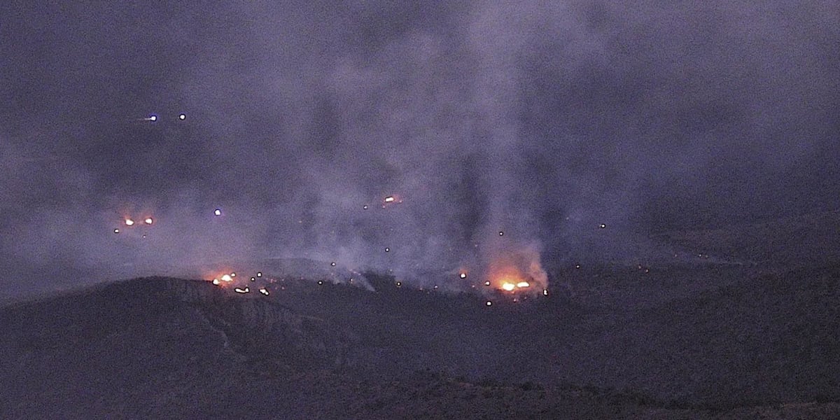 Epan Fire grows to 77 acres near Potosi Mountain