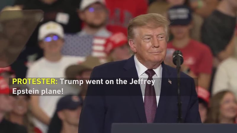 Trump defended himself Wednesday against anti-Epstein protesters in Ohio. (POOL)